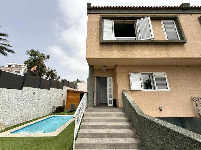 Casa adosada en Venta en Las Mesas El Toscón