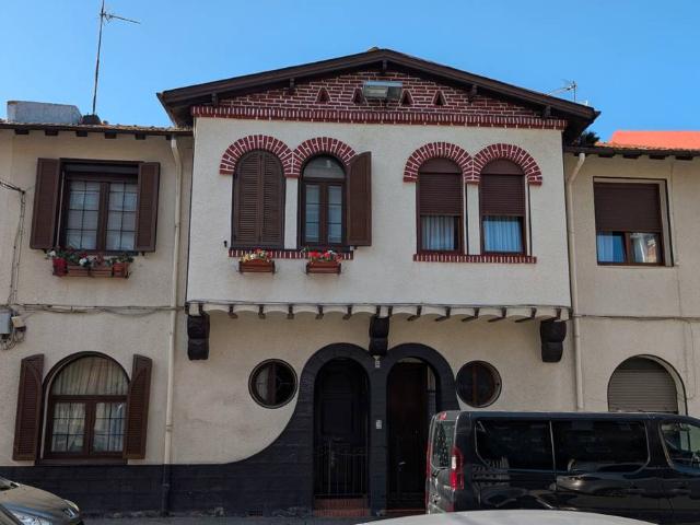 Casa adosada en Venta en Las Arenas