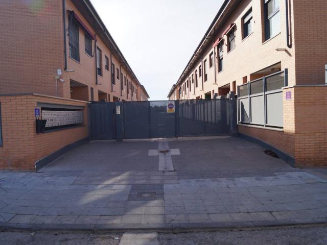 Casa adosada en Venta en Las Cañas