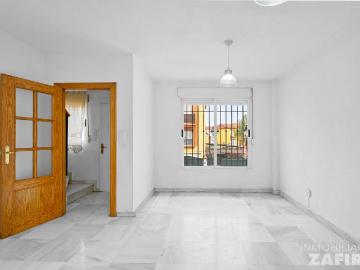 Casa adosada en Venta en Las Flores Huerta