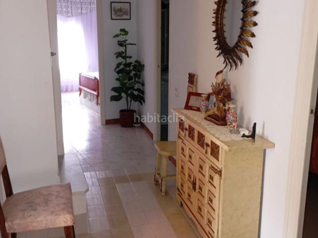 Casa adosada en venta en Lécera. PRECIOSA CASA, PARA ENTRAR A VIVIR, CON CORRAL, O GARAJE. Casas adosadas.