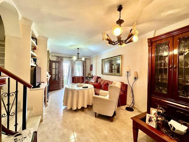 Casa adosada en Venta en Lepe