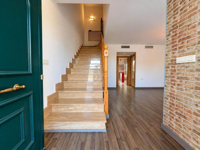 Casa adosada en venta en Librilla. ESPECTACULAR ADOSADO EN URBANIZACIÓN EL SALITRE LIBRILLA. Casas adosadas.