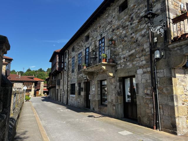 Casa adosada en venta en Liérganes. En uno de los entornos más idílicos de Cantabria, se presenta una majestuosa casa adosada en venta en Liérganes, perfecta para aqu. Casas adosadas.
