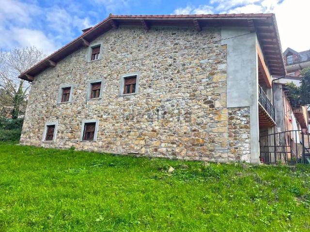 Casa adosada en Venta en Limpias