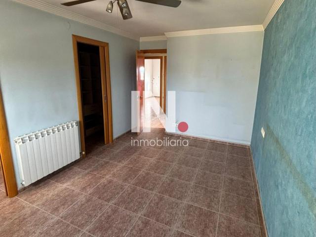 Casa adosada en venta en Linyola. Casa en Venda en Linyola, lleida. Casas adosadas.