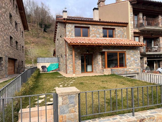 Casa adosada en Venta en Llanars
