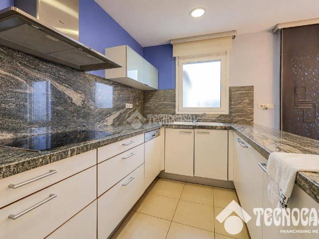 Casa adosada en Venta en Lledoner