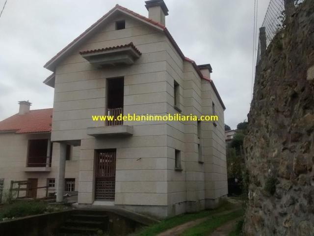 Casa adosada en venta en Moaña. Casas adosadas.
