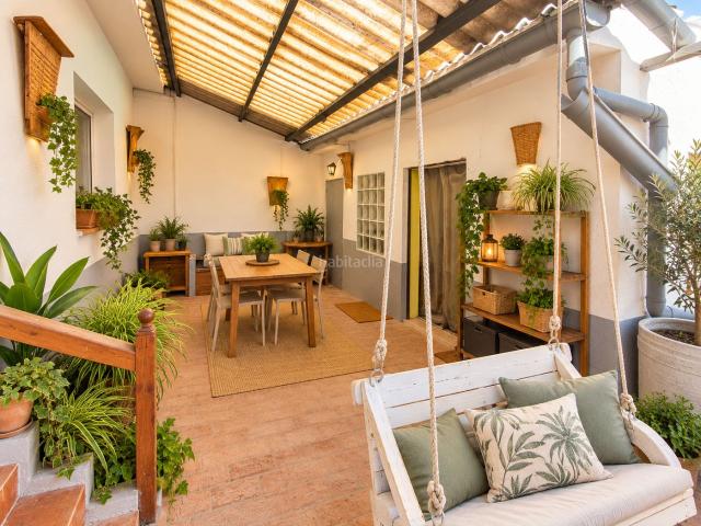 Casa adosada en venta en Mocejón. BLACK HOUSE SERVICIOS INMOBILIARIOS VENDE VIVIENDA PAREADA CON GRAN PATIO Y GARAJE EN MOCEJÓN, TOLEDO. Casas adosadas.