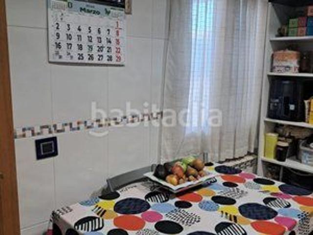 Casa adosada en venta en Modúbar de la Emparedada. Adosado en Modubar de la Emparedada con jardín y piscina. Casas adosadas Modúbar de la.