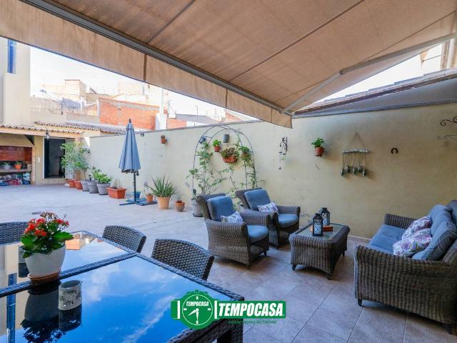 Casa adosada en Venta en Moncada