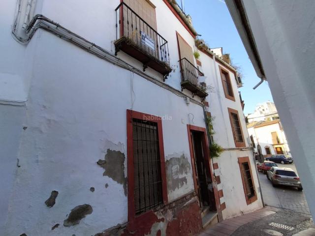 Casa adosada en venta en Montoro. Venta de adosado en Montoro, Córdoba. Casas adosadas.