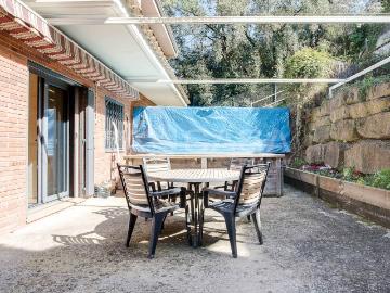 Casa adosada en Venta en Montornès del Vallès