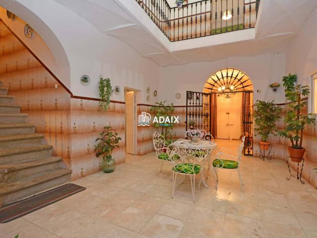 Casa adosada en Venta en Montánchez
