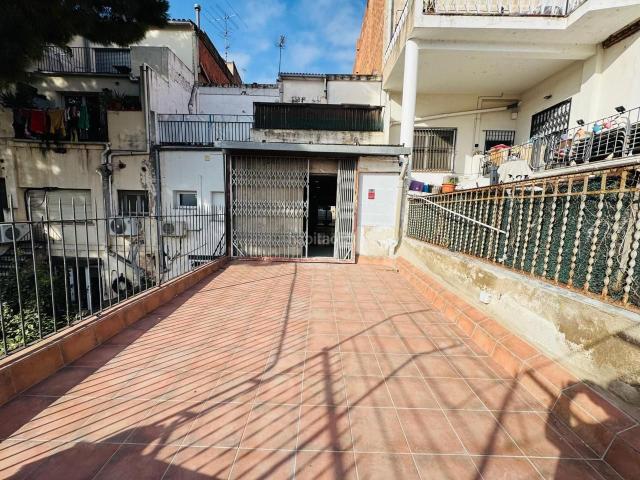 Casa adosada en venta en Montcada i Reixac, Montcada Centre La Ribera. GRAN OPORTUNIDAD EN PLENA CALLE MAYOR. Casas adosadas Montcada i.
