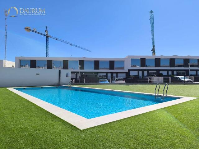 Casa adosada en Venta en Monte y Mar