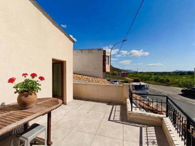 Casa adosada en Venta en Monteagudo
