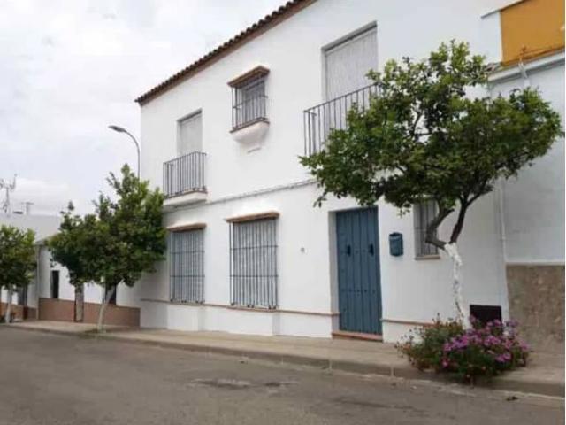 Casa adosada en Venta en Montellano