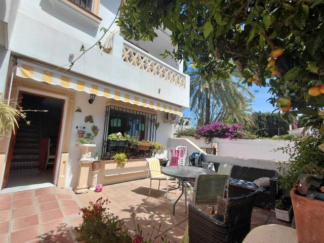 Casa adosada en Venta en Montemar