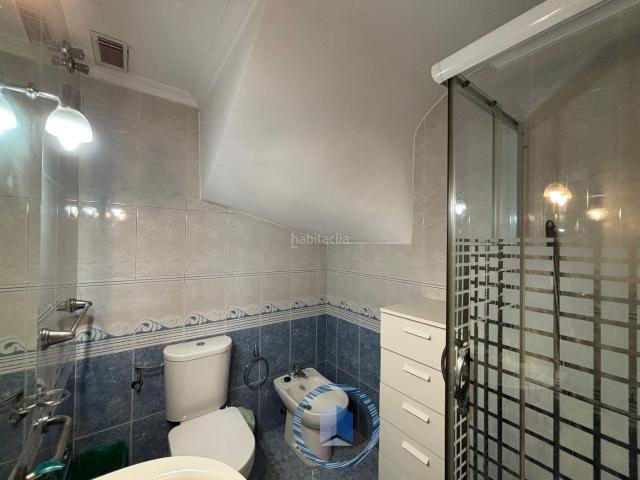 Casa adosada en venta en Montequinto, Condequinto. Venta de chalet en Condequinto. Casas adosadas.