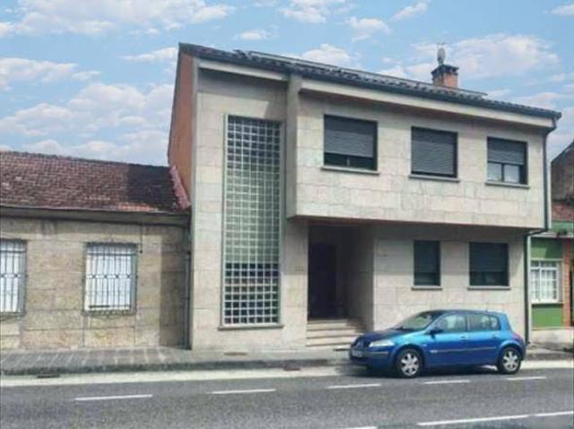 Casa adosada en Venta en Monterrei