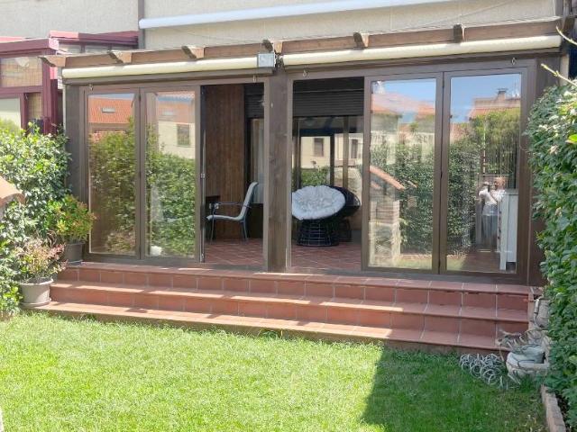 Casa adosada en Venta en Monterrubio de Armuña