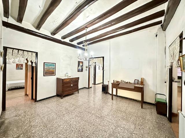 Casa adosada en Venta en Montesquiu