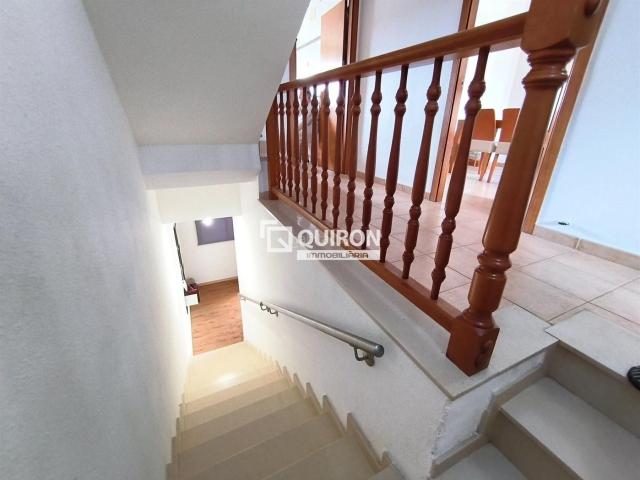 Casa adosada en venta en Montferri. Casa adosada en venta en Montferri en venta con inquilinos Rentabilidad neta 5. Casas adosadas.