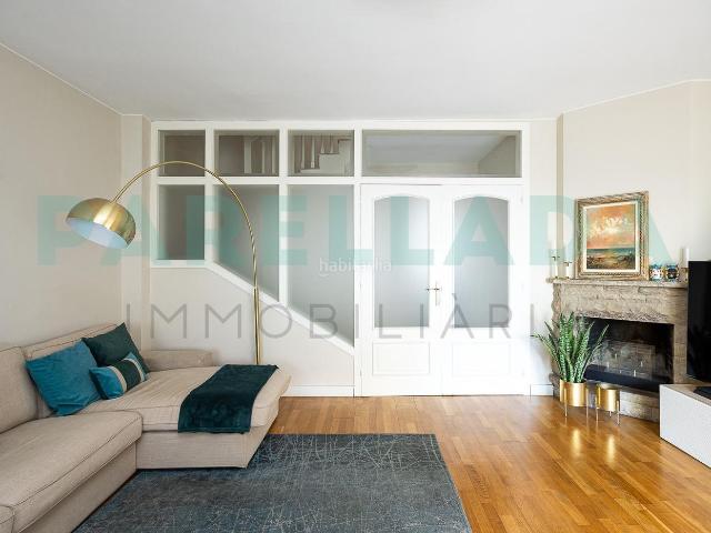 Casa adosada en venta en Montgat. Exclusivo adosado reformado en el centro de Montgat. Casas adosadas.