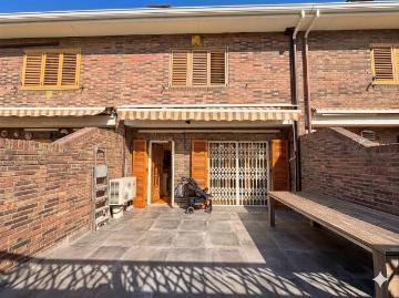 Casa adosada en Venta en Montigalà