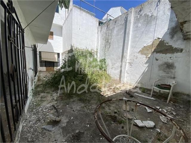 Casa adosada en venta en Monturque. Casas adosadas.