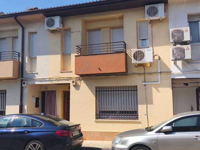 Casa adosada en Venta en Moraleja