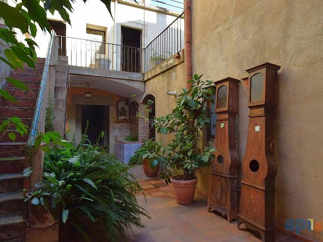 Casa adosada en venta en Mataró, Centre. CASA EN EL CENTRO HISTÓRICO DE MATARÓ. Casas adosadas.