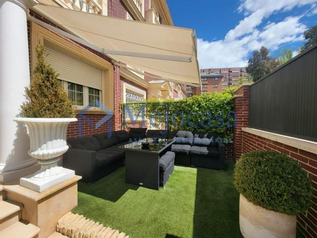 Casa adosada en venta en Madrid, Peñagrande. Exclusivo Chalet Adosado en Peñagrande. Casas adosadas.