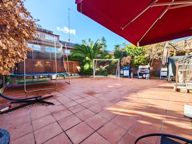 Casa adosada en venta en Madrid