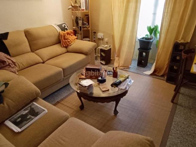 Casa en venta en Madridanos. VENTA CASA ADOSADA EN MADRIDANOS ZAMORA. 2 DORMITORIOS, 1 BAÑO, BUHARDILLA Y PATIO. Casas.