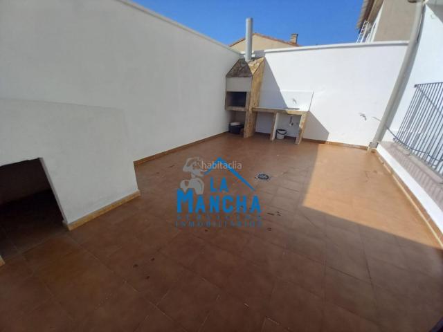 Casa adosada en venta en Madrigueras. 149.000.INMOBILIARIA LA MANCHA VENDE ADOSADO EN MADRIGUERASALBACETE. Casas adosadas.