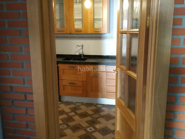 Casa adosada en venta en Madrigueras. 195.000. INMOBILIARIA LA MANCHA VENDE PRECIOSO ADOSADO EN ZONA RESIDENCIAL DE MADRIGUERASALBACETE. Casas adosadas.
