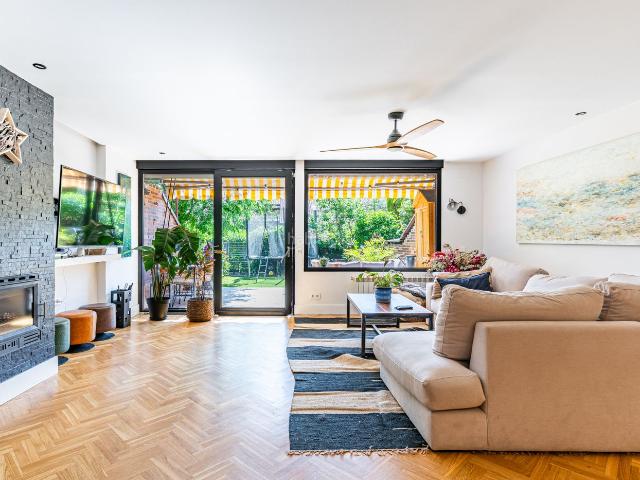 Casa adosada en venta en Majadahonda, Carretera del Plantío. Venta Chalet Adosado en Majadahonda. Casas adosadas.