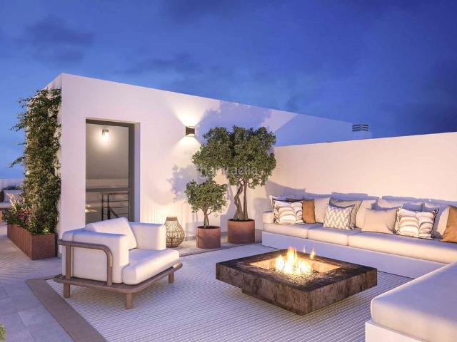 Casa adosada en venta en Málaga, Churriana El Pizarrillo La Noria Guadalsol. Adosado de 4 dormitorios con 43 m2 solarium. Garaje subterráneo 2 Coches. Casas adosadas.