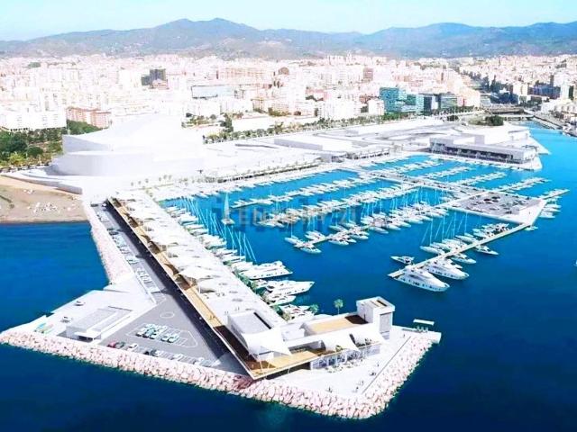 Casa adosada en venta en Málaga, Parque Ayala Jardín de la Abadía Huelín. Casa de obra nueva en construcción en Huelin a 5 minutos del mar. Casas adosadas.