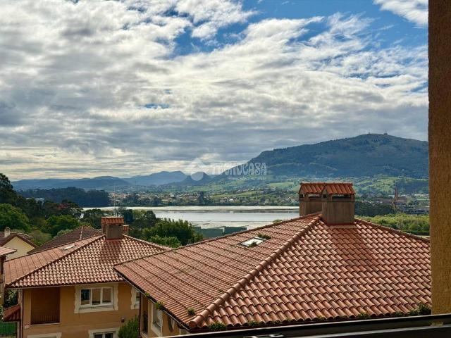 Casa adosada en Venta en Maliaño