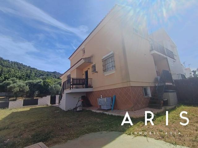 Casa adosada en Venta en Manantiales Lagar Cortijo