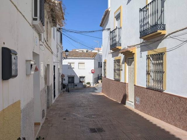 Casa adosada en Venta en Manilva Pueblo