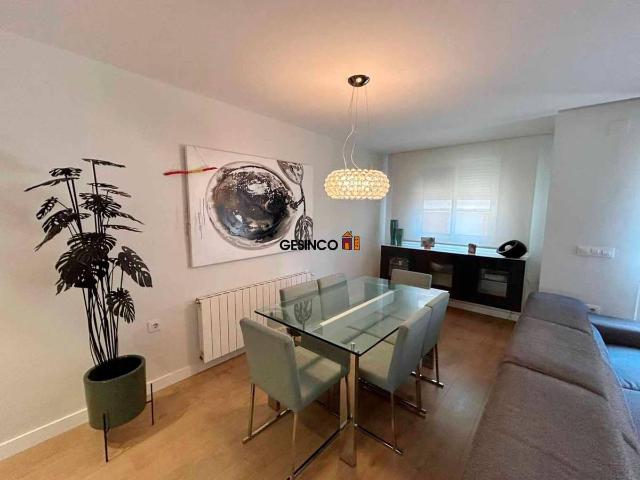 Casa adosada en Venta en Manuel