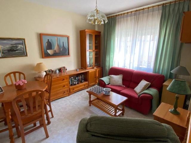 Casa adosada en Venta en Manzanares
