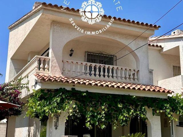 Casa adosada en Venta en Mar Cambrils