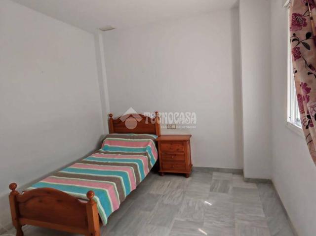 Casa adosada en Venta en Marchena