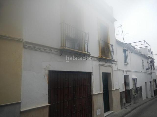 Casa adosada en venta en Marchena. Adosado en venta en Marchena Sevilla. Sin posesión No visitable. Casas adosadas.